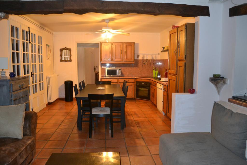 Mas Les Filaos Hotell Carpentras Exteriör bild