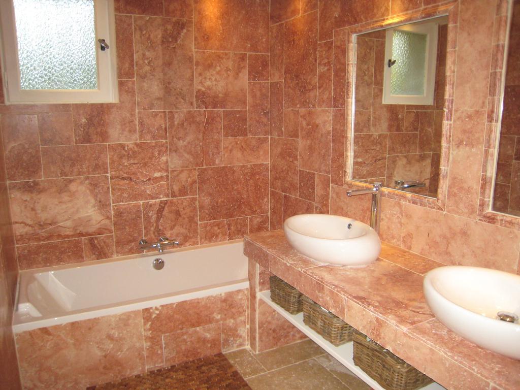 Mas Les Filaos Hotell Carpentras Exteriör bild