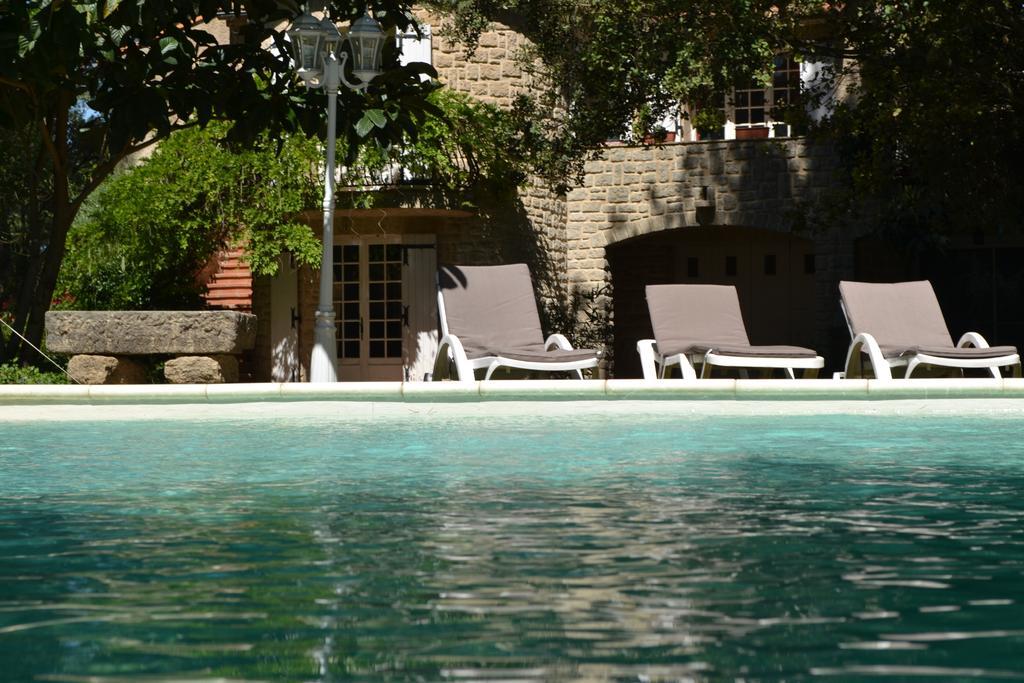 Mas Les Filaos Hotell Carpentras Exteriör bild