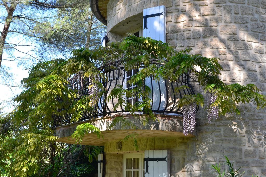 Mas Les Filaos Hotell Carpentras Exteriör bild