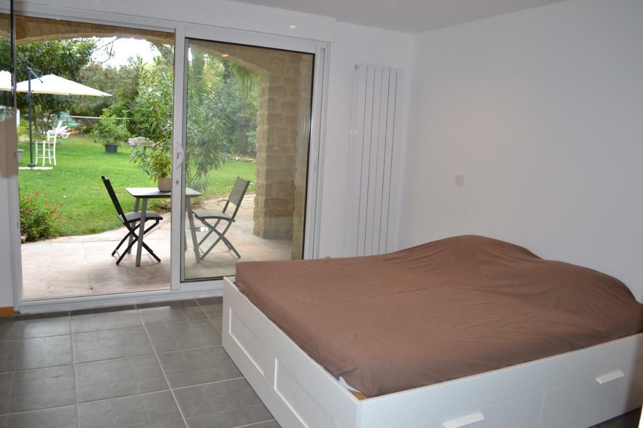 Mas Les Filaos Hotell Carpentras Exteriör bild